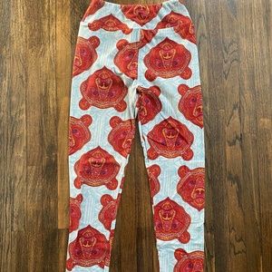 LuLaRoe Tween Bear pattern leggings